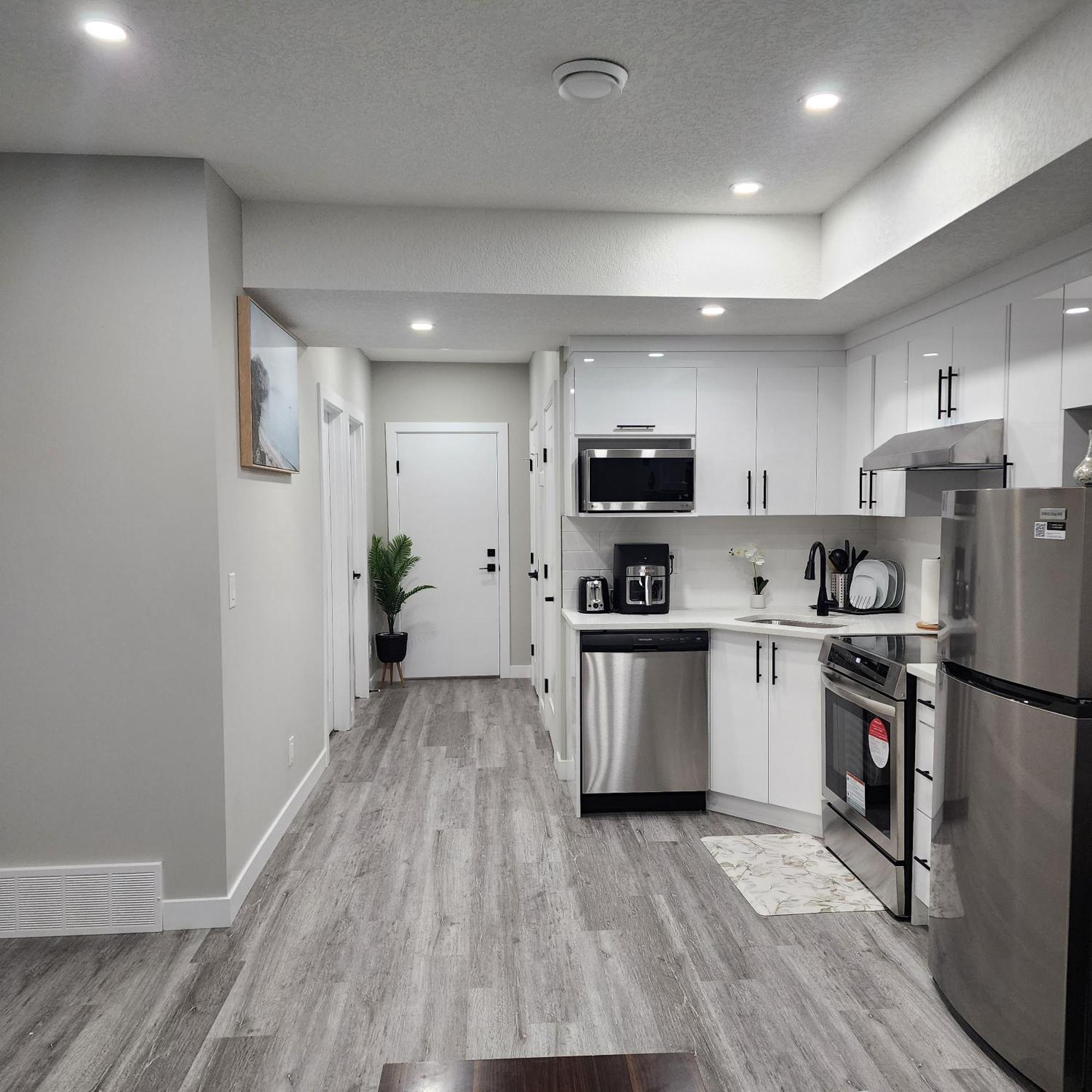 Fabulous And Cozy Guest Suite Calgary Luaran gambar